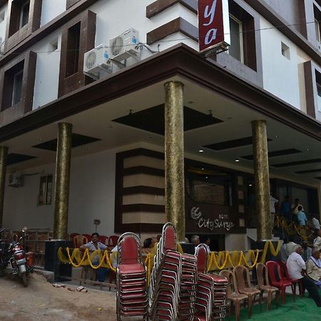 City Surya Gaya Exterior photo
