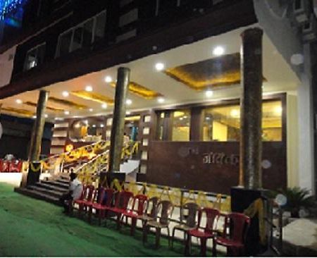 City Surya Gaya Exterior photo