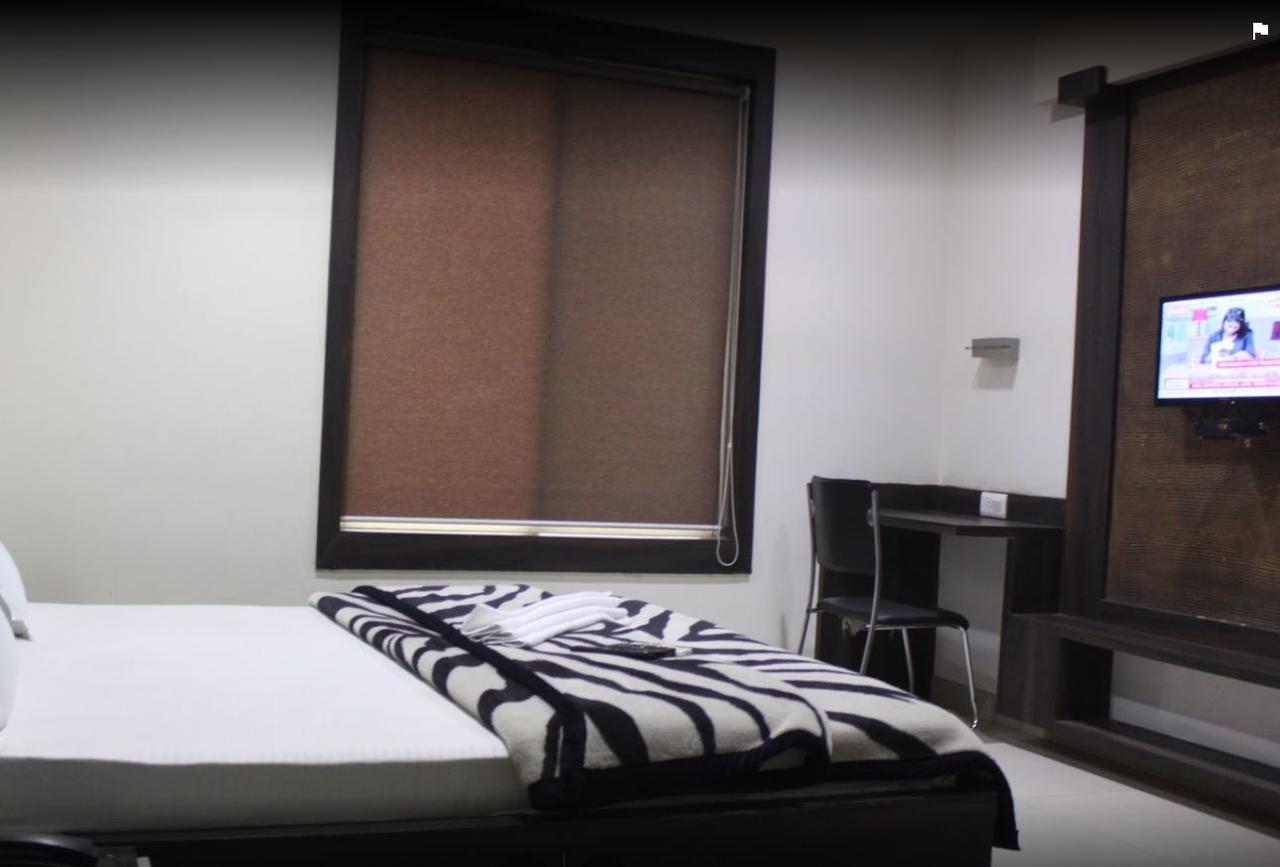 City Surya Gaya Exterior photo